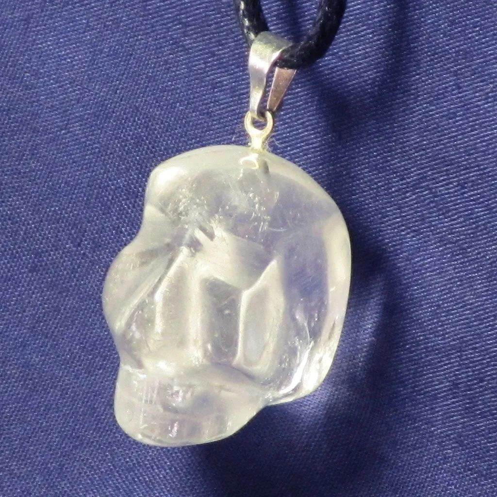 9j9873 - Clear Quartz Skull