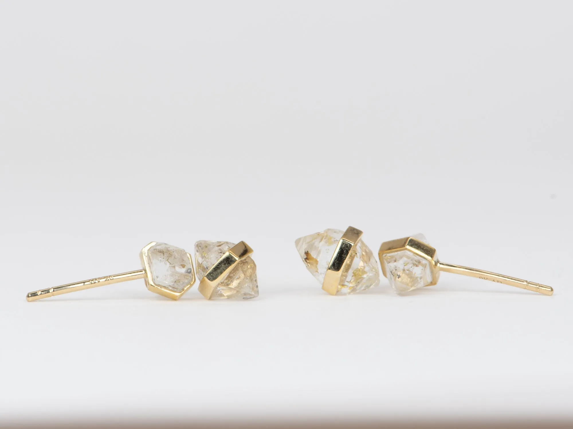 Bar Set Golden Petroleum Quartz Earrings 9K Gold R3121