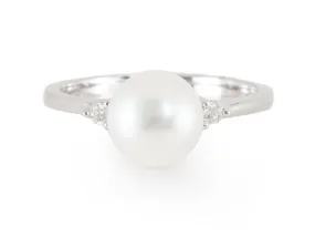 Freshwater Pearl and Diamond Ring in White Gold