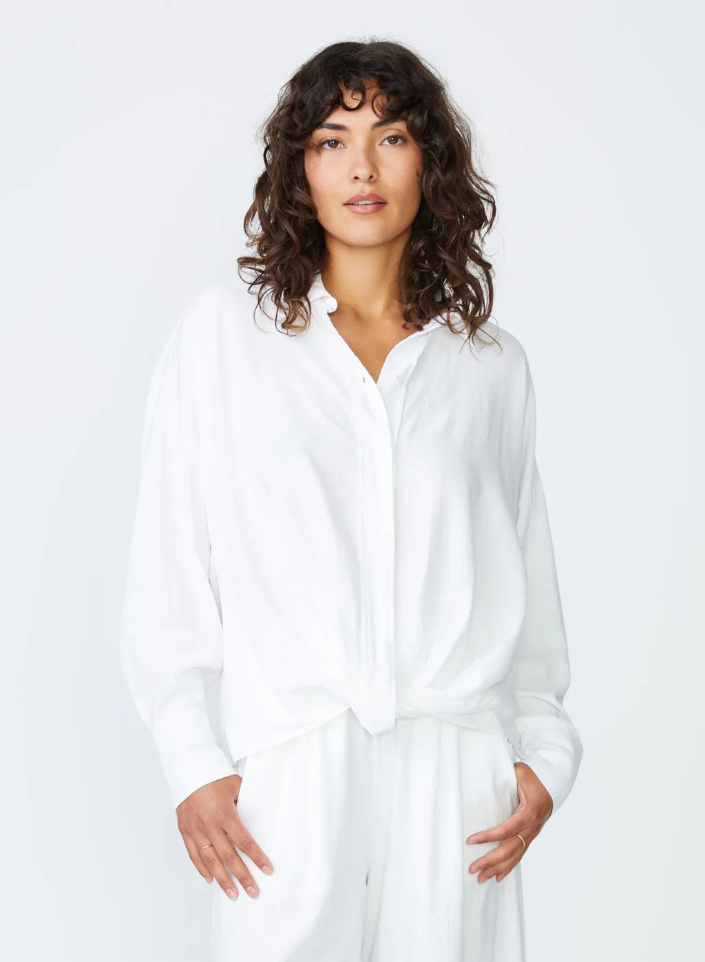 Linen Long Sleeve Front Twist Shirt in White