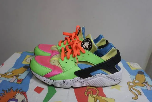 Nike ID Hurache Customs "Sour Patch Kid"