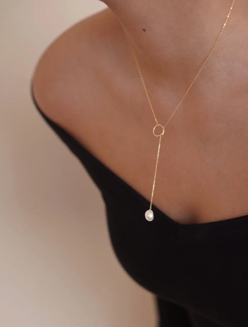 Pearl Pull-thru Necklace