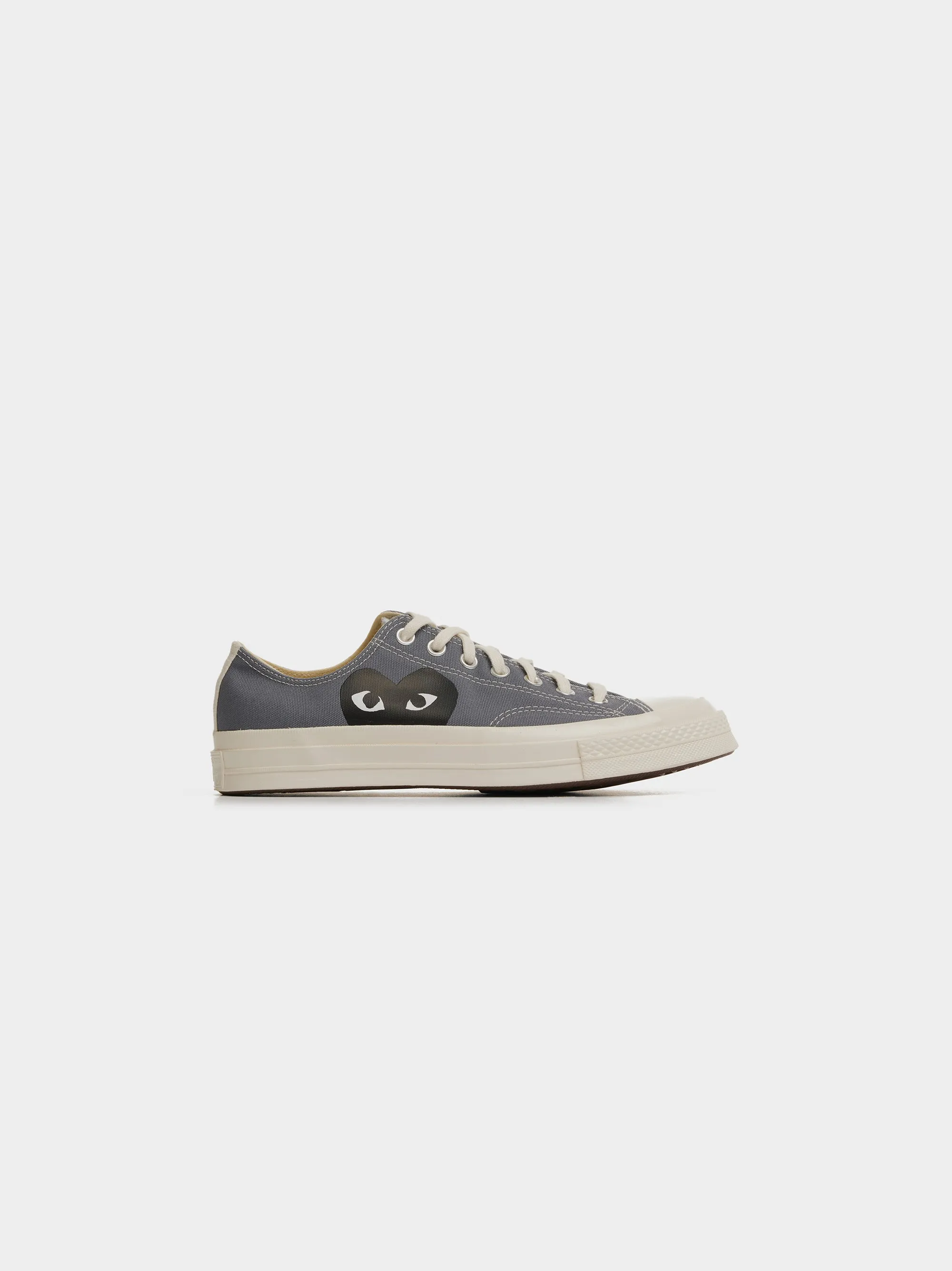 Play Converse Black Heart Chuck Low, Grey