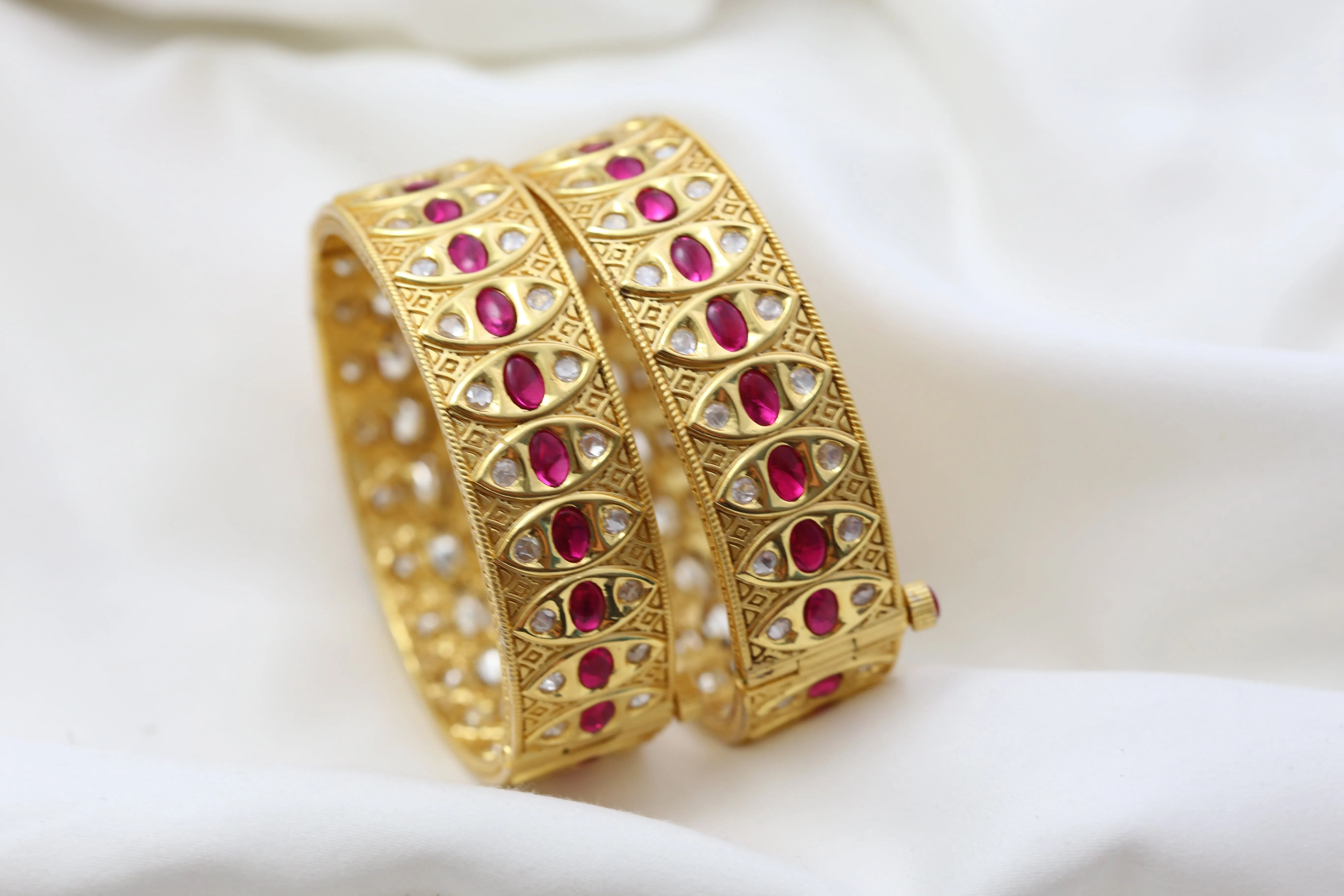 Polki Kunda Bangle Set - Ruby (Openable)