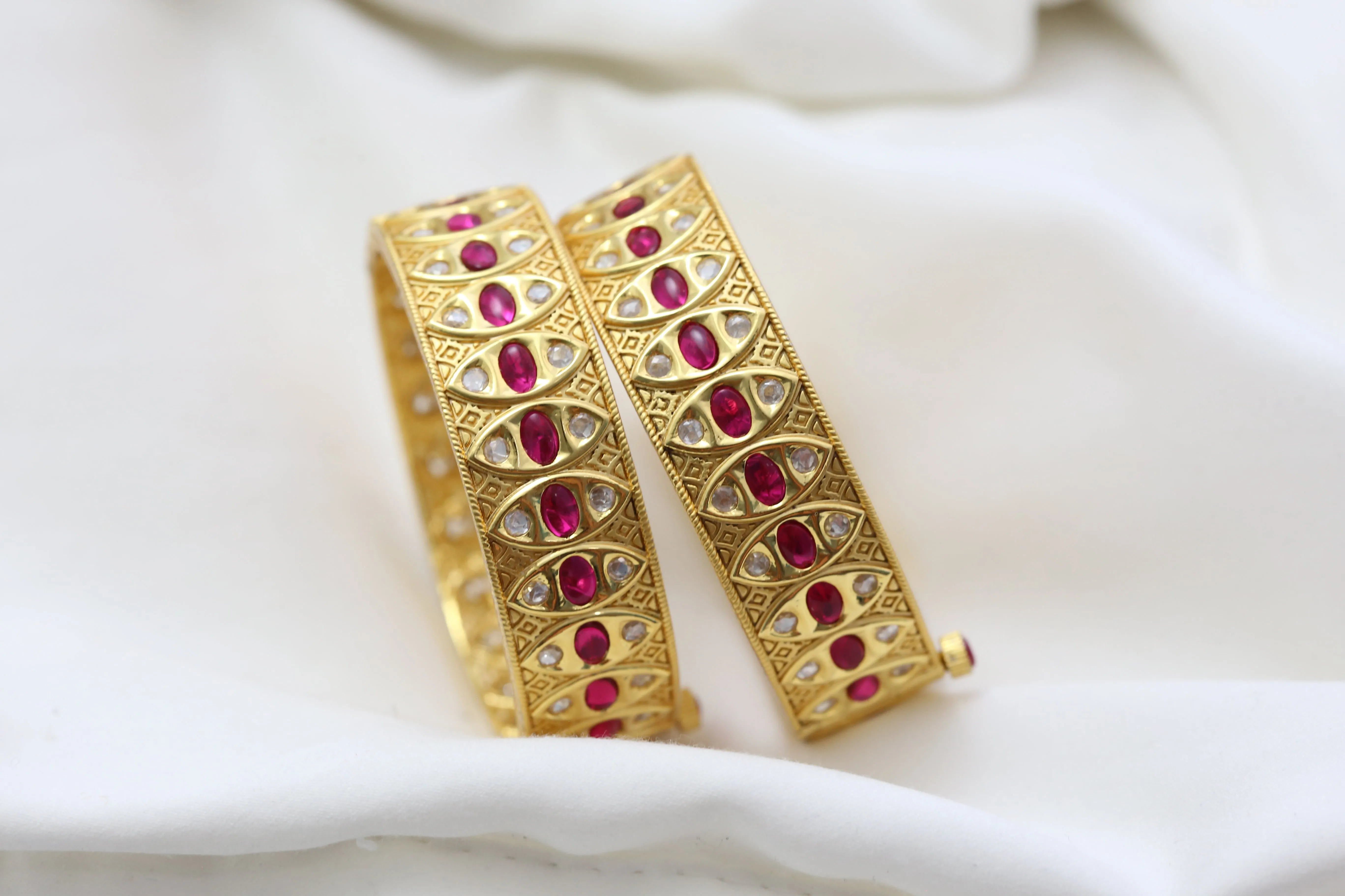 Polki Kunda Bangle Set - Ruby (Openable)