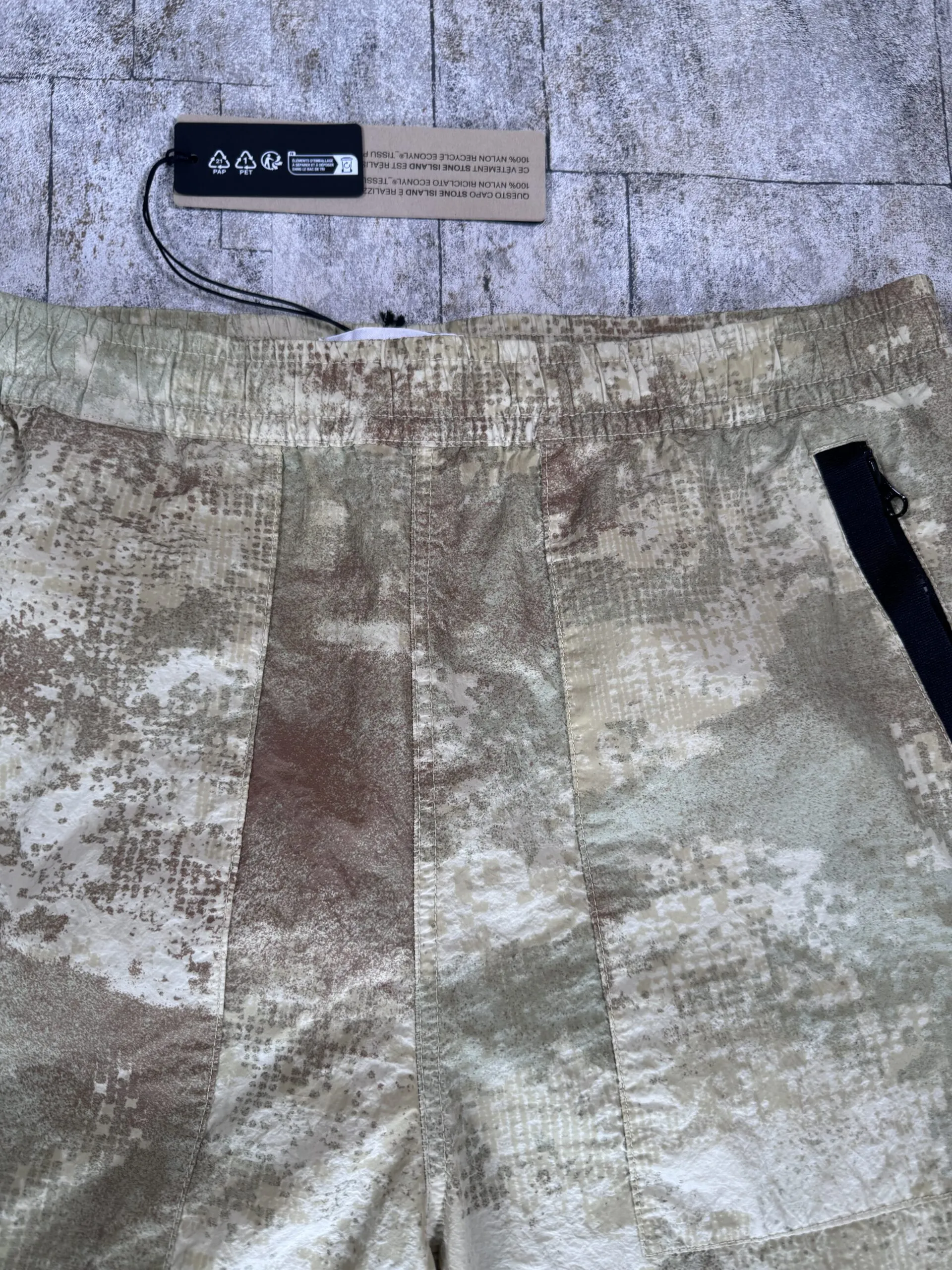 STONE ISLAND PRINTED SHORTS