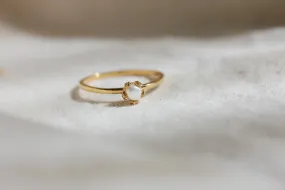 Tiny Pearl Flower Ring