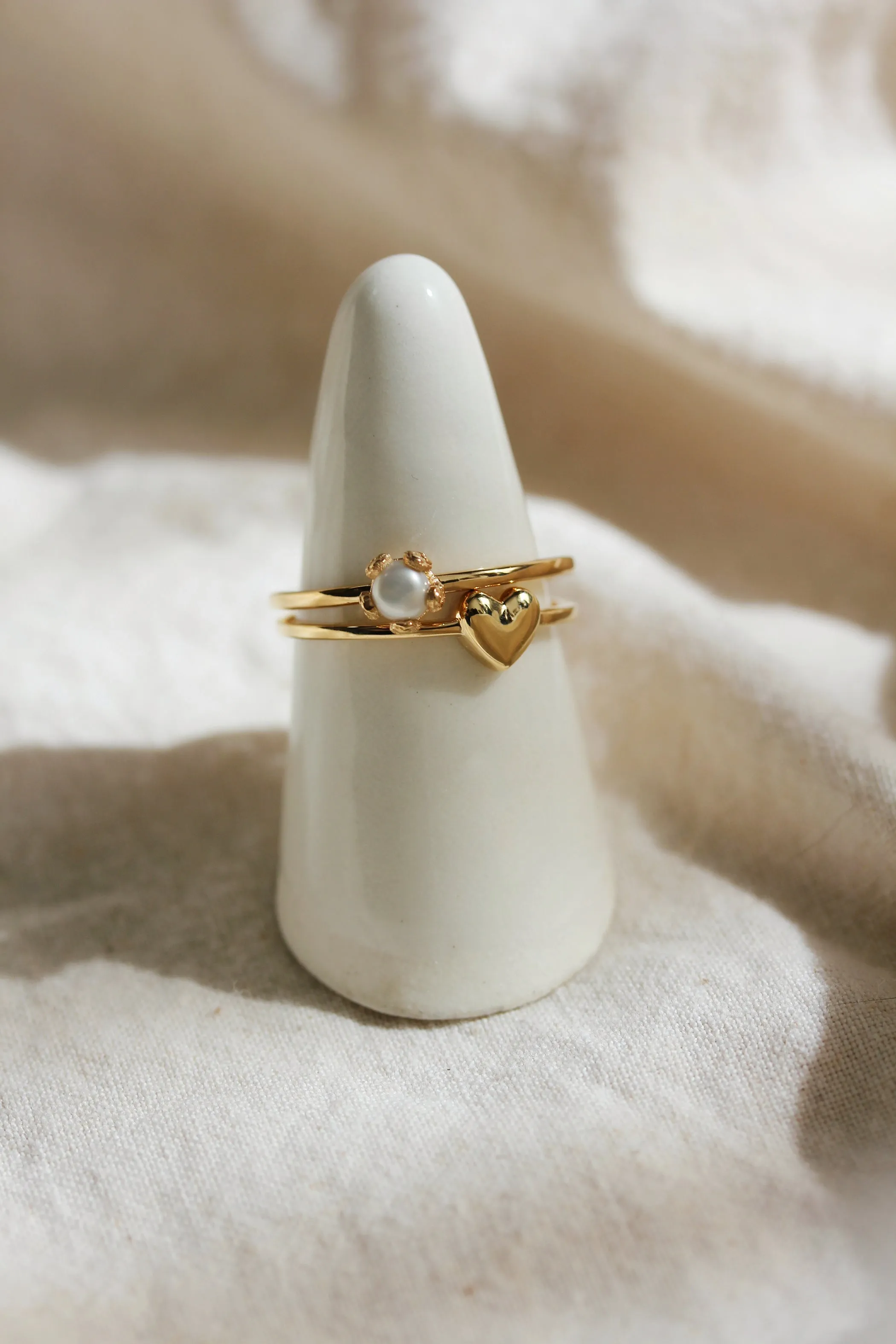 Tiny Pearl Flower Ring